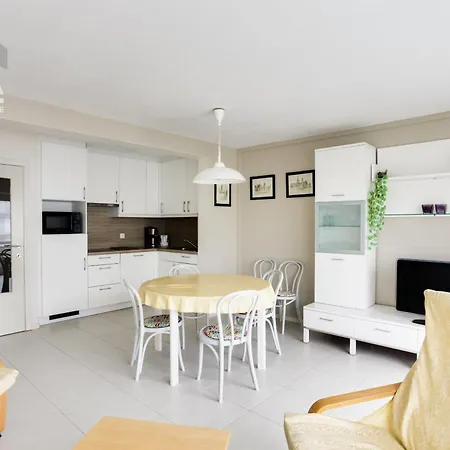 Apartment Ego Flos 0401