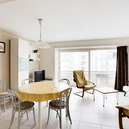 Ego Flos 0401 Apartment *